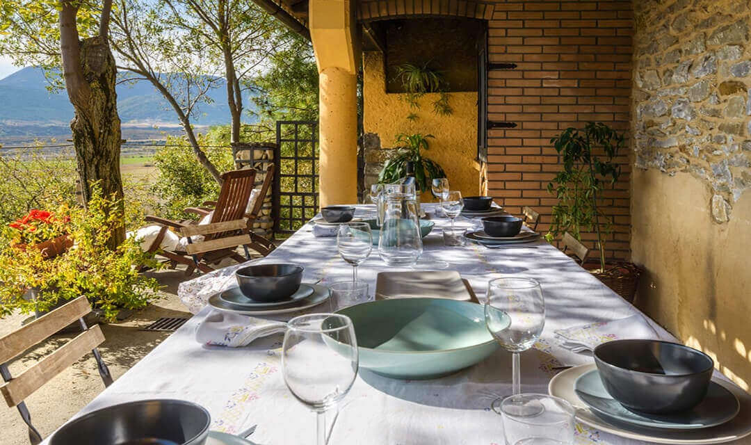 Casa Rural Os Ormos. Jaca. Pirineo. Barbacoa. Detalle 5.